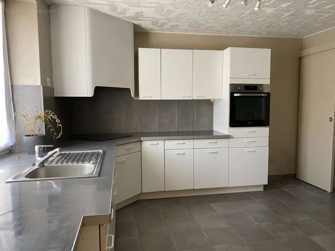 Appartement à GOUVIEUX