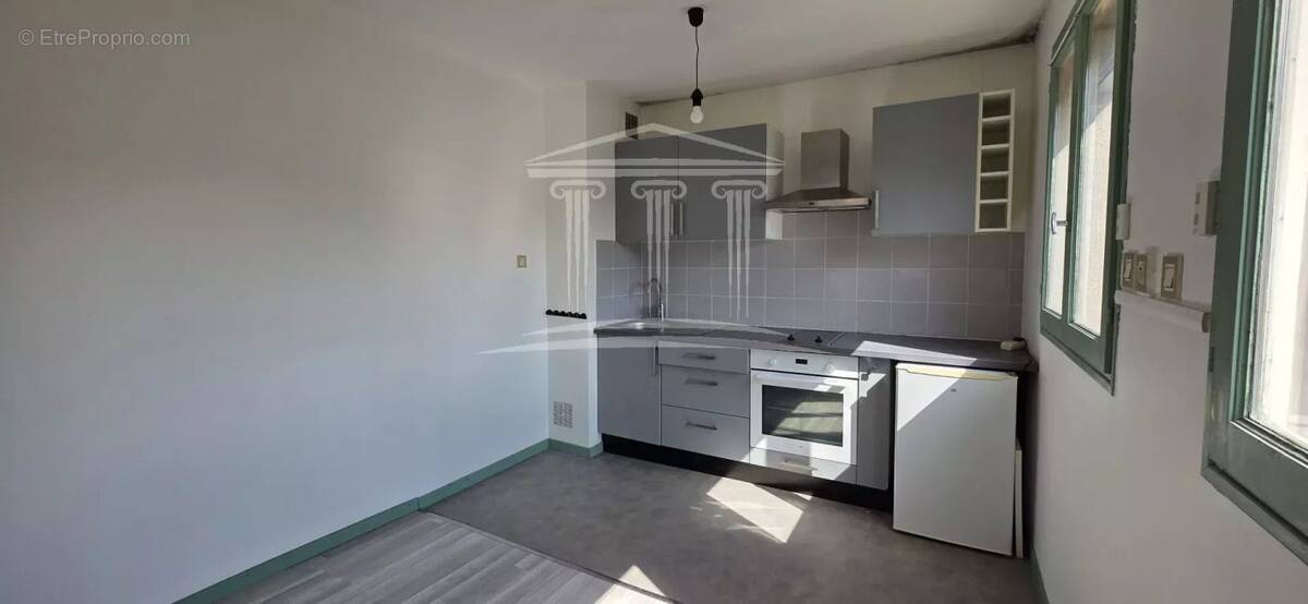 Appartement à SORGUES
