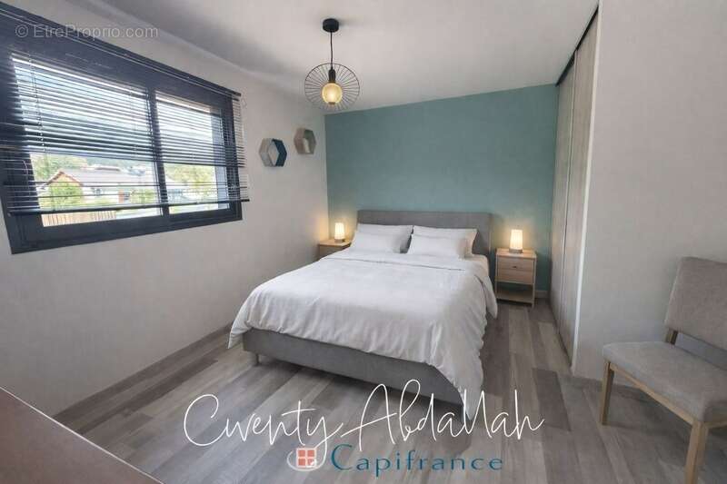 Maison à GILLY-SUR-ISERE