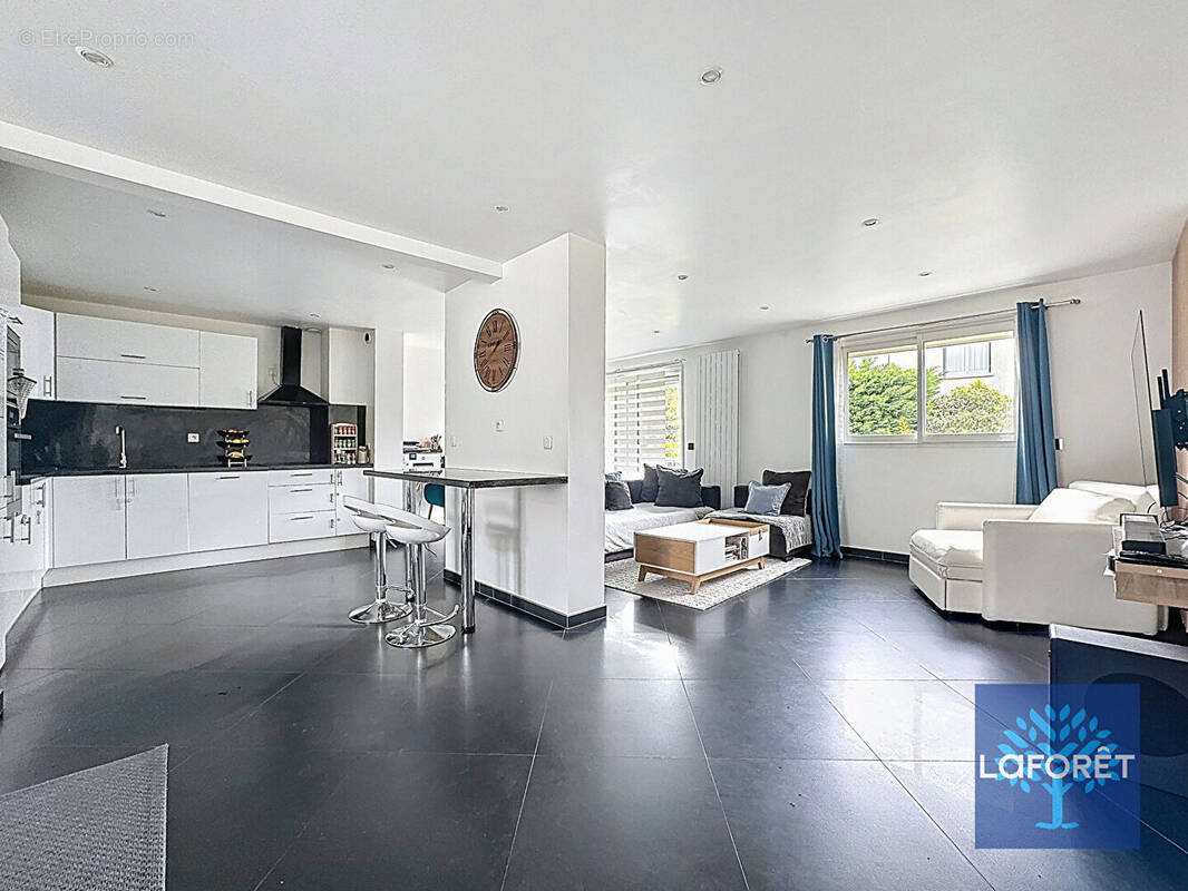 Maison à CHILLY-MAZARIN