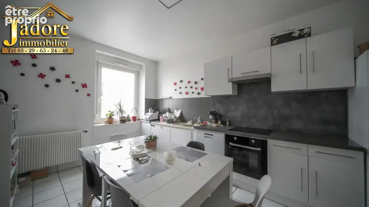 Immeuble+ maison + garage - photo 3