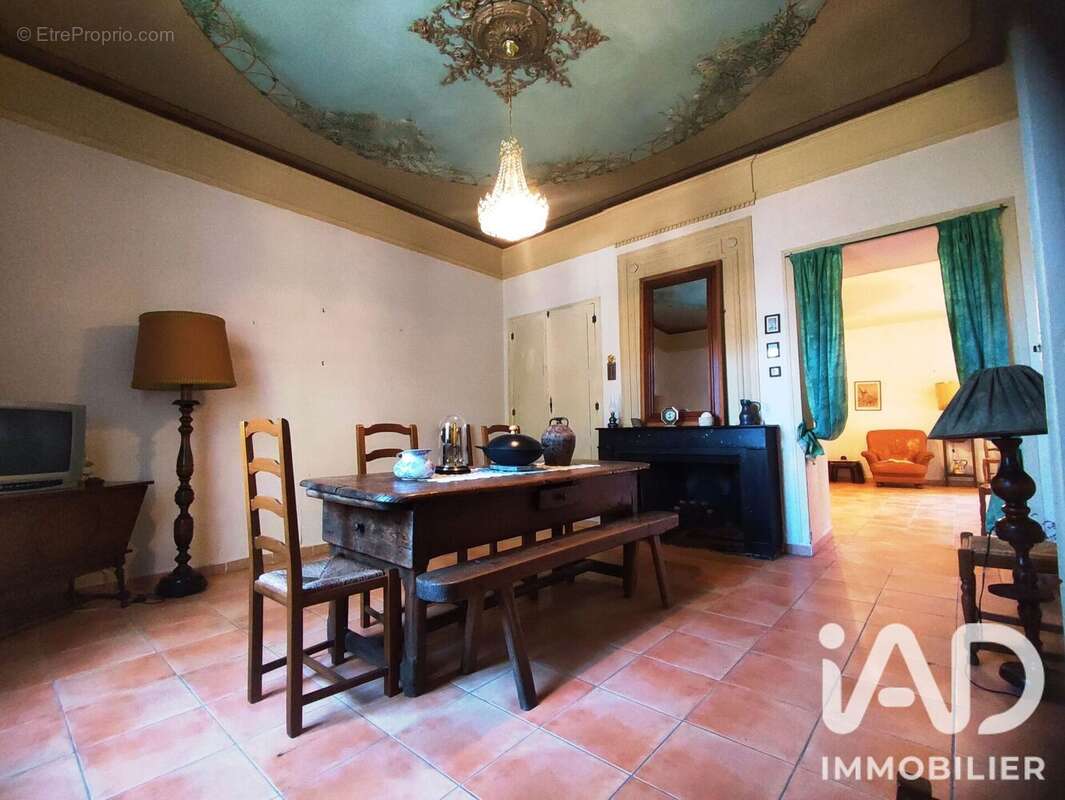 Maison 285 m² à Gabian  - photo 8