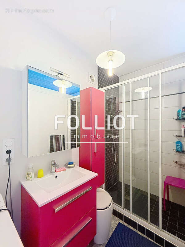 Maison à SAINT-PAIR-SUR-MER