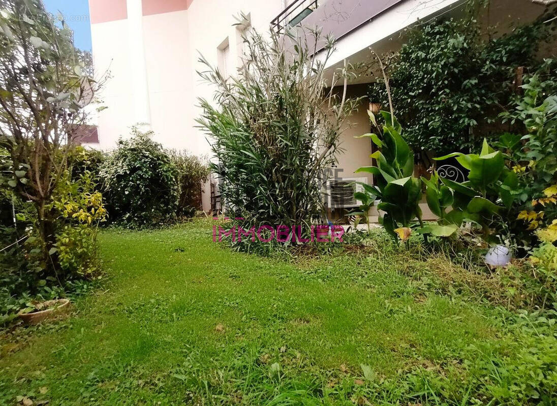 Appartement à L&#039;ISLE-SUR-LA-SORGUE