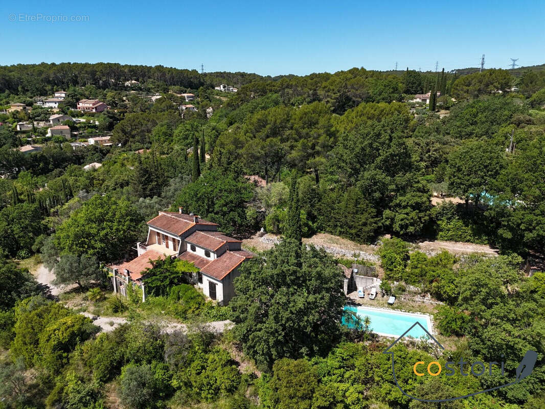 Maison à TRANS-EN-PROVENCE
