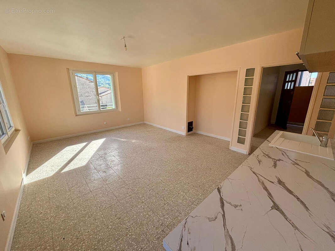 Appartement à NYONS