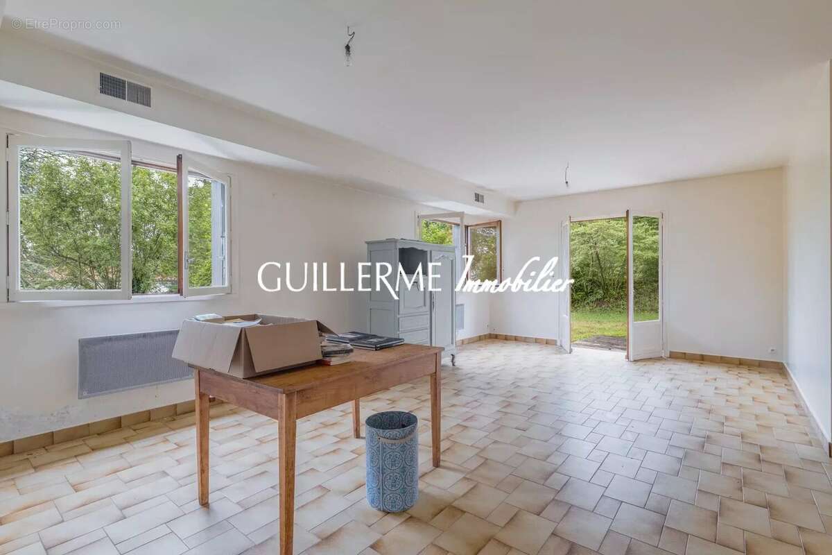 Maison à DARDILLY