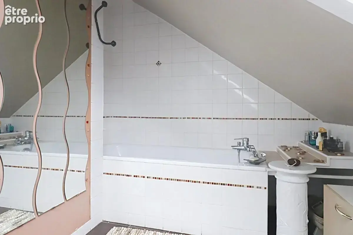 Maison Saint Thibault Des Vignes 6 pièce(s) 115 m² - photo 12
