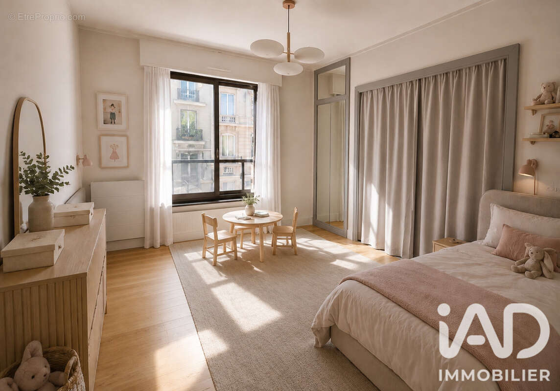 Appartement 96 m² à Paris-15e  - photo 3