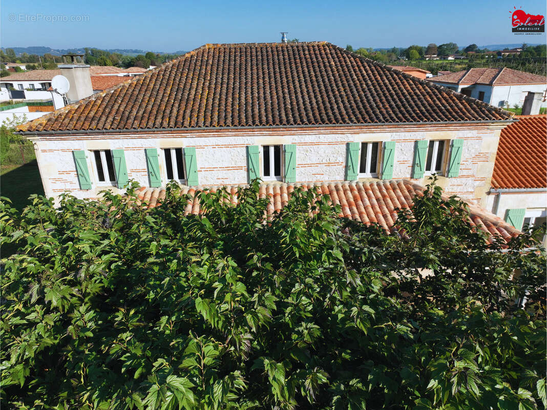 Maison à SAINTE-LIVRADE-SUR-LOT