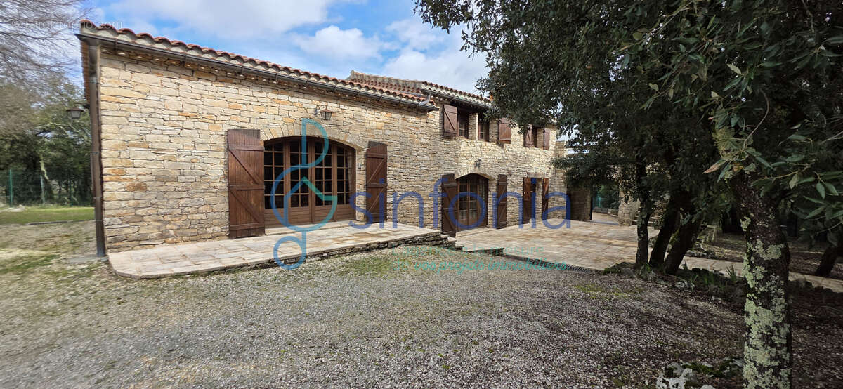 Maison à MEJANNES-LE-CLAP