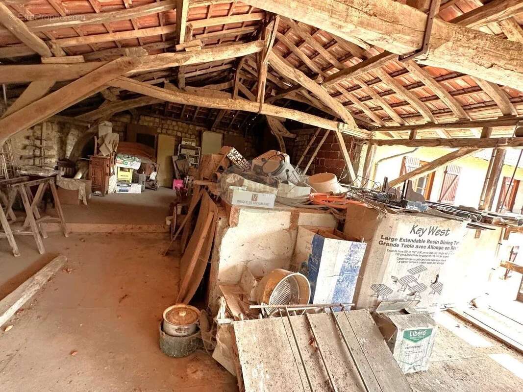 Maison à SAINTE-DODE