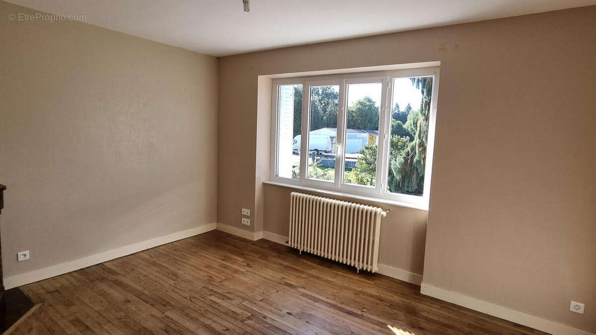 20250917_103501 - Maison à PIEGUT-PLUVIERS