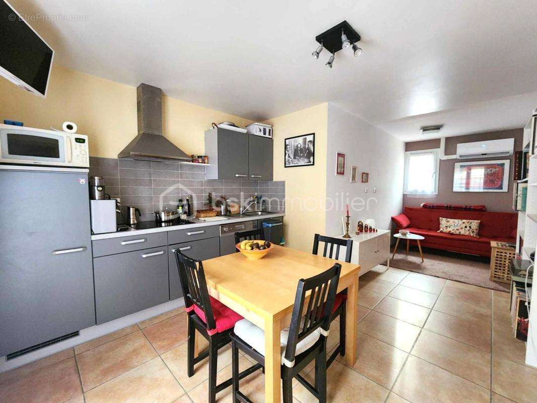 Appartement de 33 m2 avec piscine, place de parking et cave - photo 7