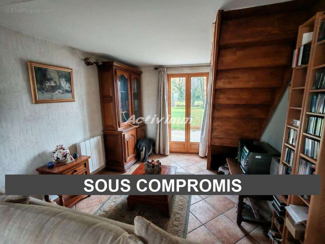 4285 13 - Maison à AZINCOURT