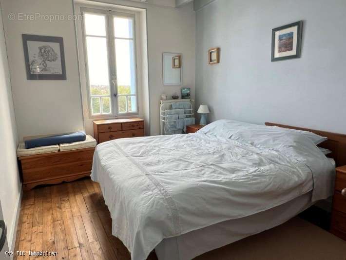 Maison à CELLEFROUIN