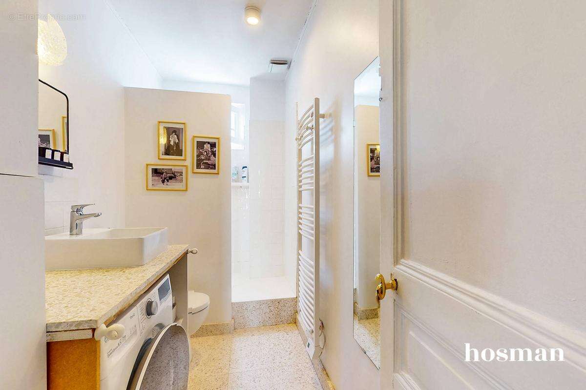 Appartement à PARIS-18E