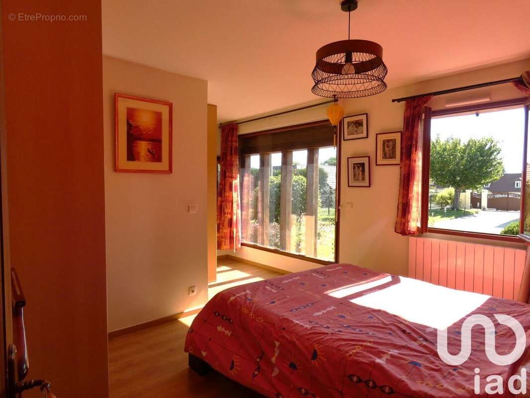 Photo 8 - Maison à CIVRY-LA-FORET