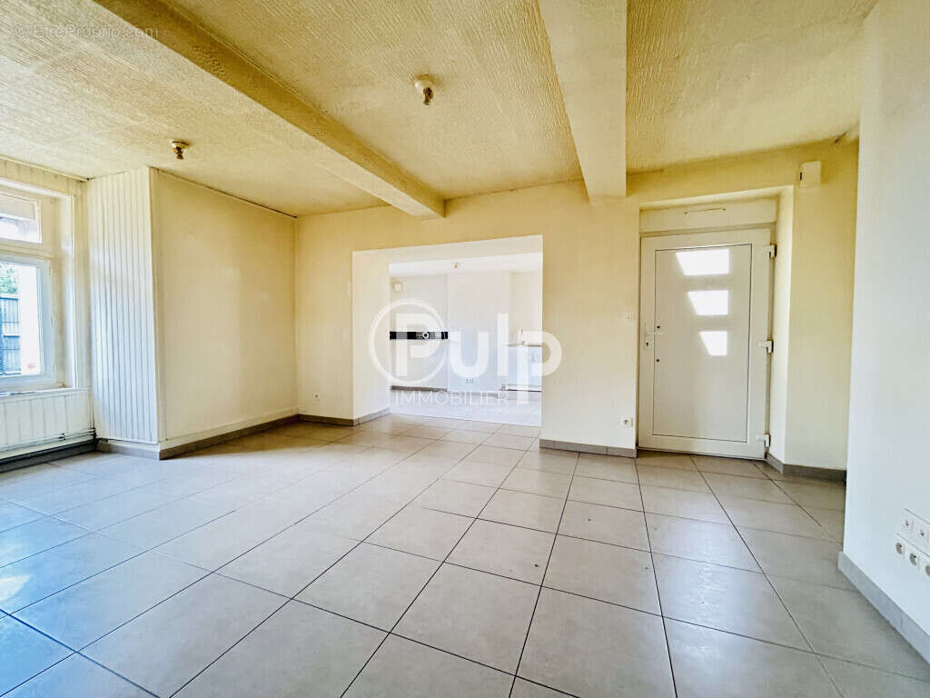 Maison à HERSIN-COUPIGNY