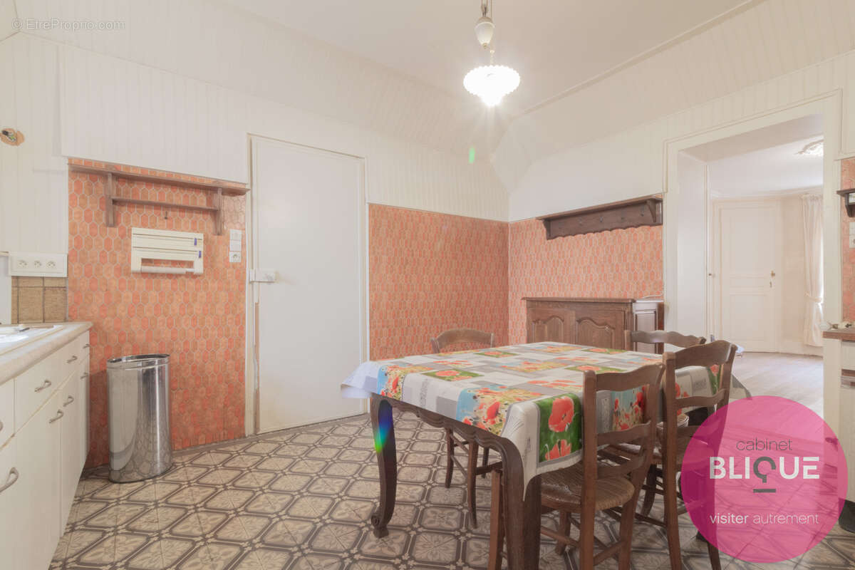 Maison à CHARMES