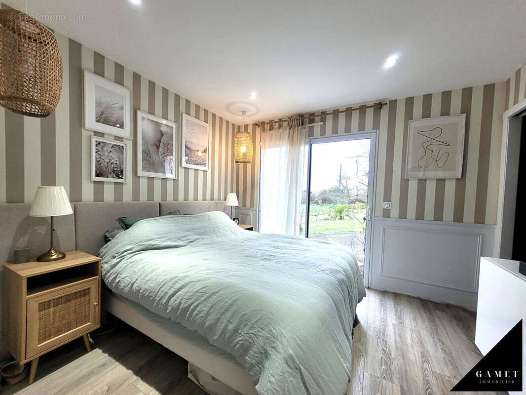 Maison à SAINT-PIERRE-DE-PLESGUEN