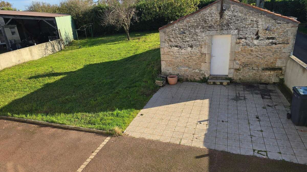 Photo 9 - Maison à SAINTE-GEMME-LA-PLAINE