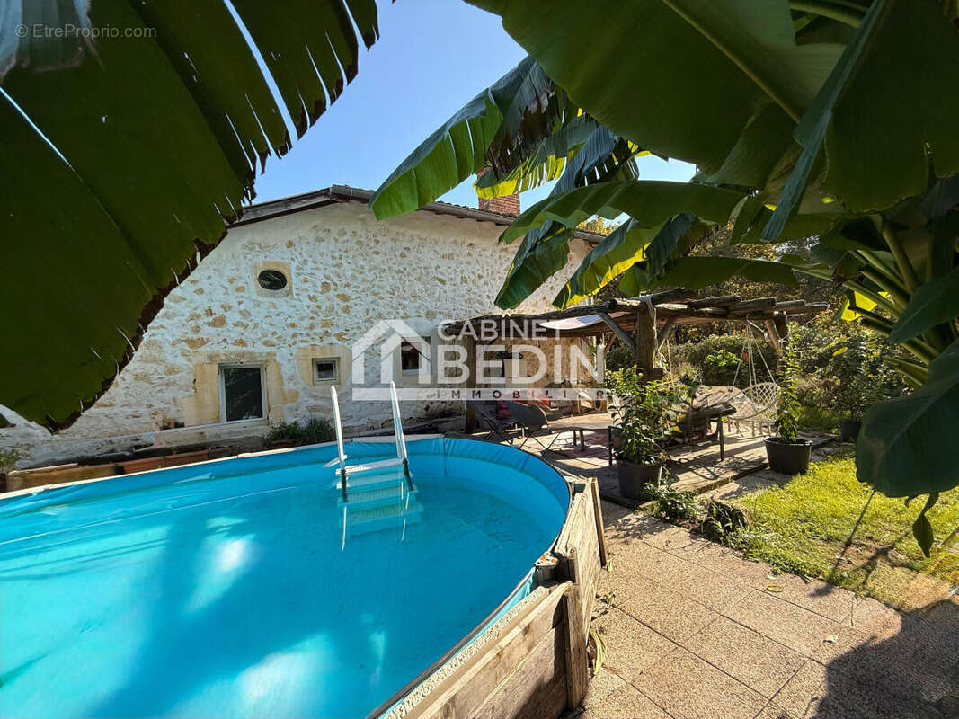 Maison à SAINT-MAGNE