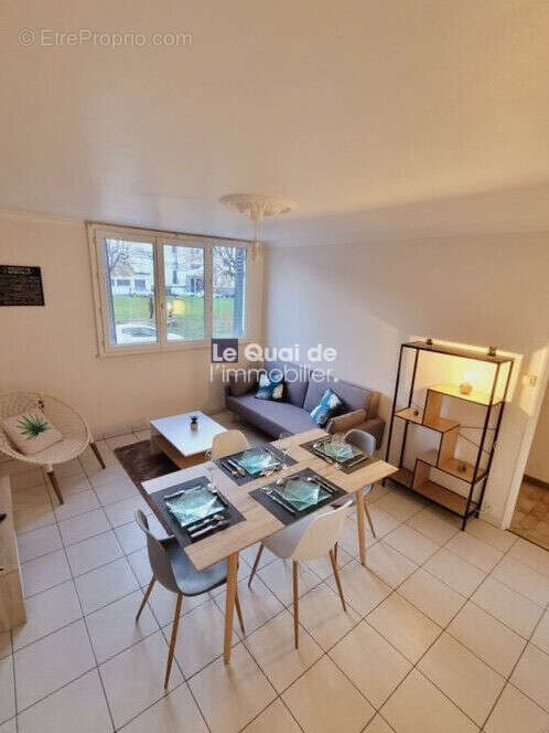 Appartement à SAINT-MARTIN-D'HERES