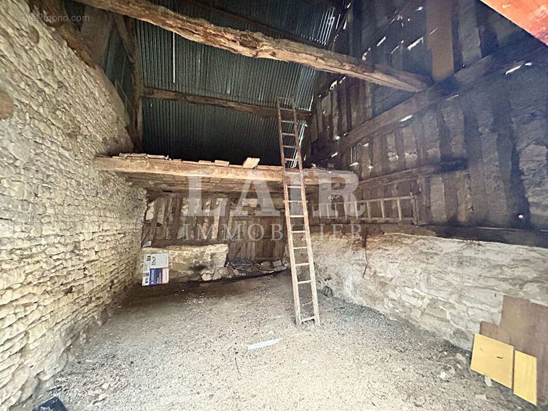 Maison à SILLY-EN-GOUFFERN