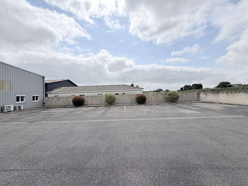 Commerce 940 m² à Plaisance-Du-Touch  - photo 45