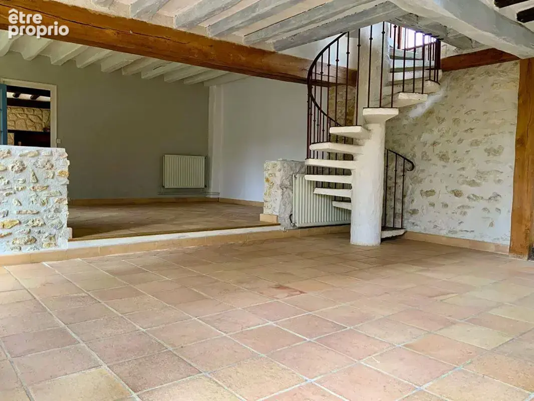 Belle longère de 130 m² avec son jardin bucolique - Salins - photo 8