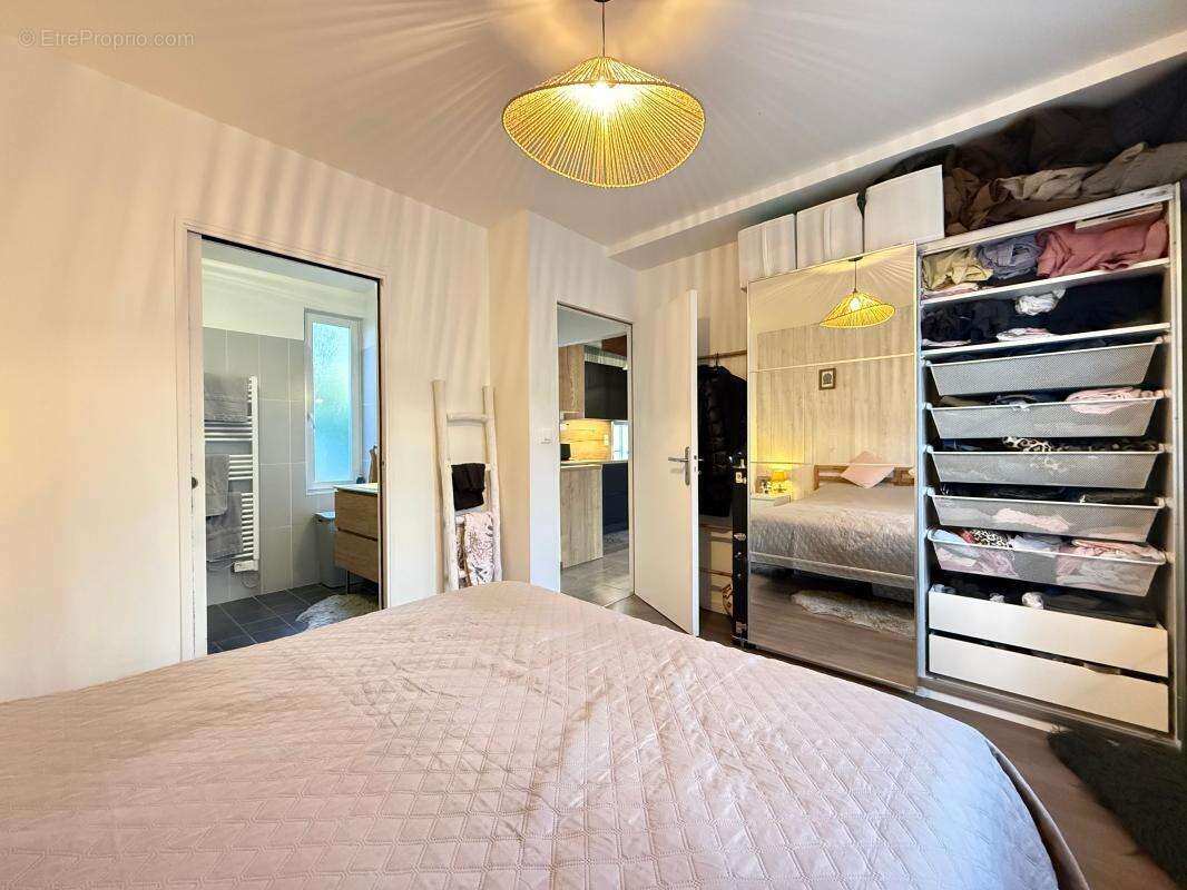 Maison à VAUX-SUR-MER