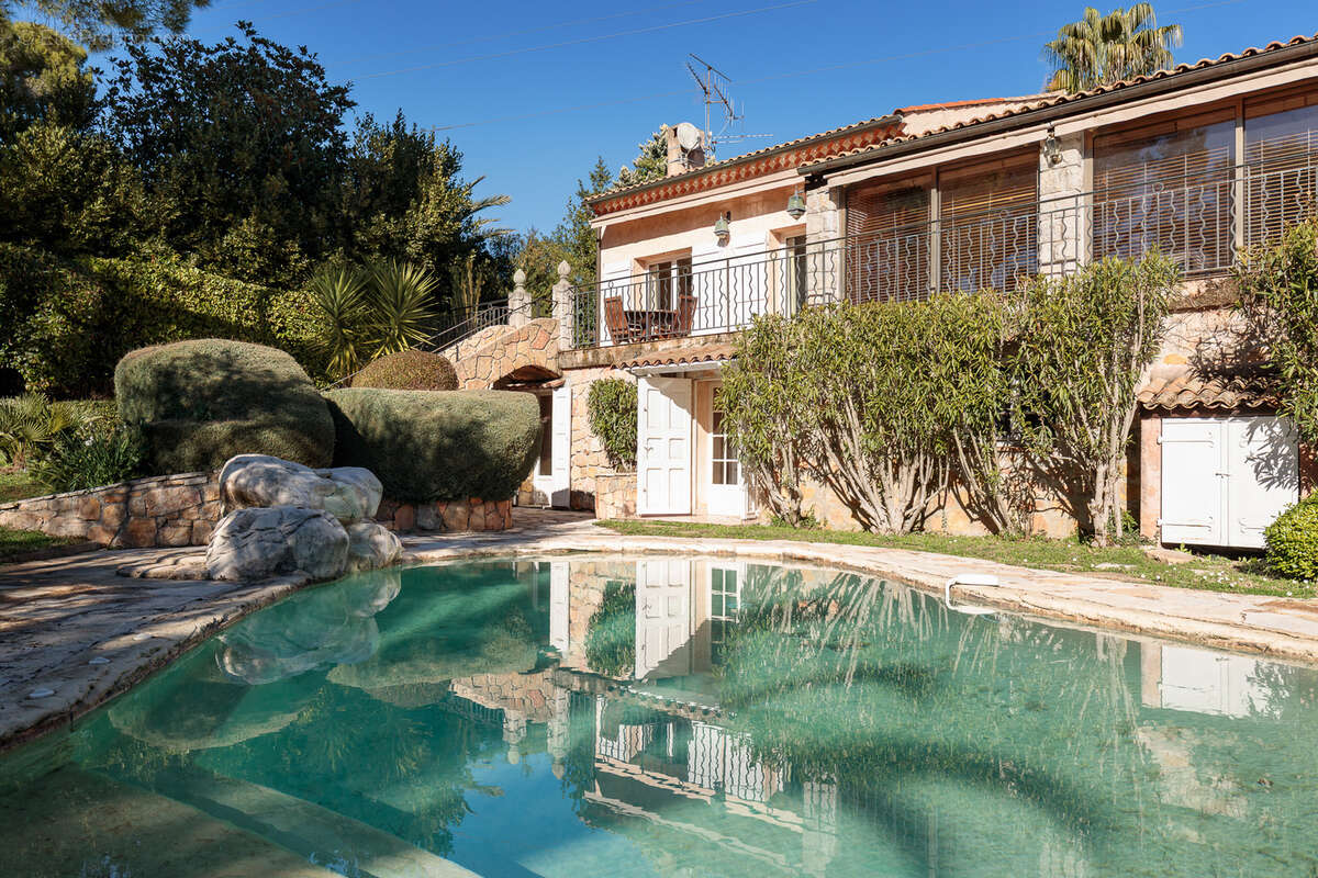 Maison à MOUGINS