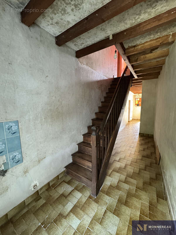 Maison à REIGNAC