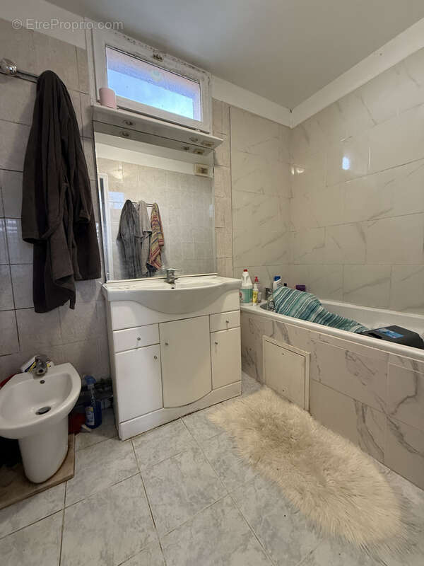 Maison à LE BLANC-MESNIL