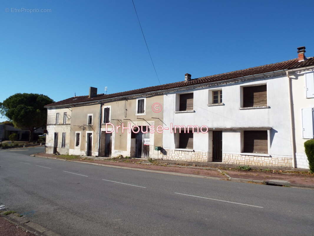 Maison à SAINT-FORT-SUR-GIRONDE