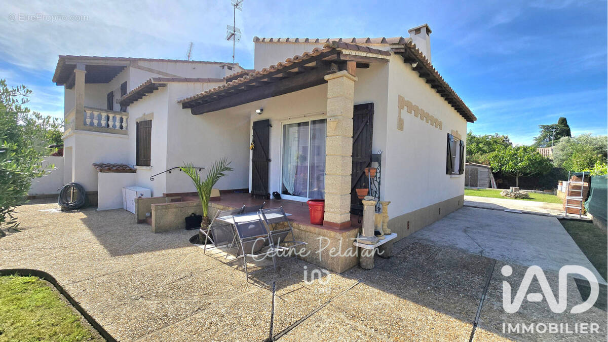 Photo 1 - Maison à LUNEL