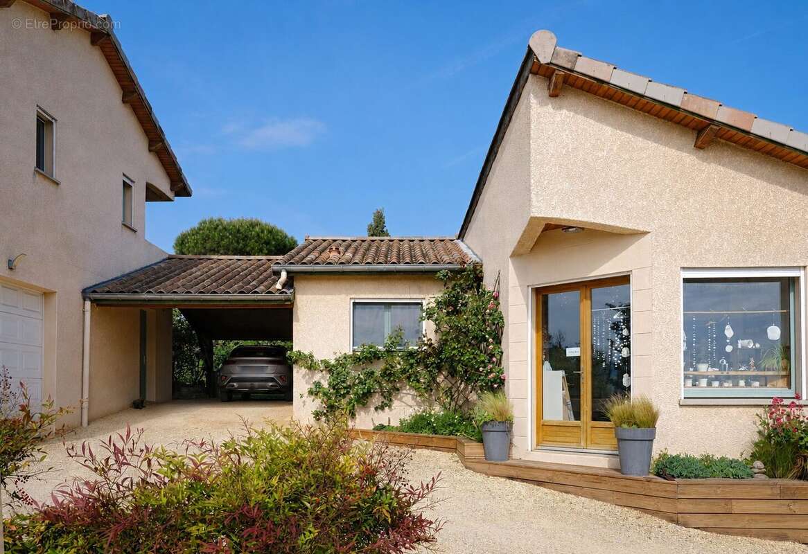 Maison à TARTARAS