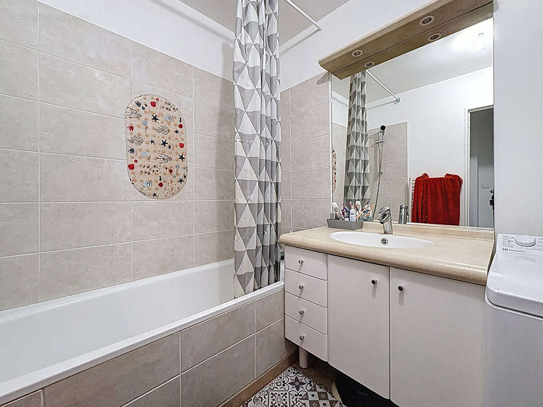 Appartement à SURESNES