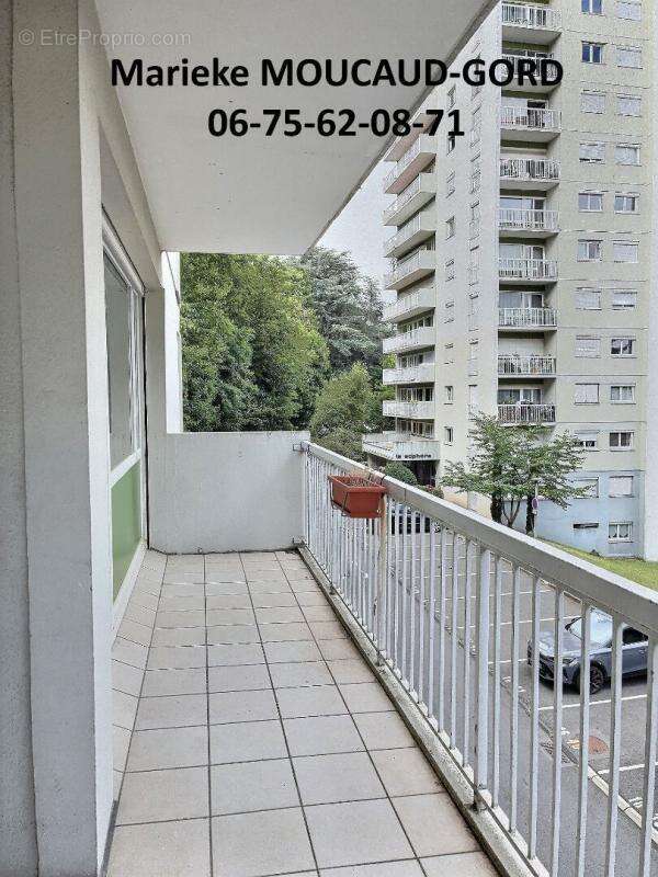 Appartement à SAINT-ETIENNE