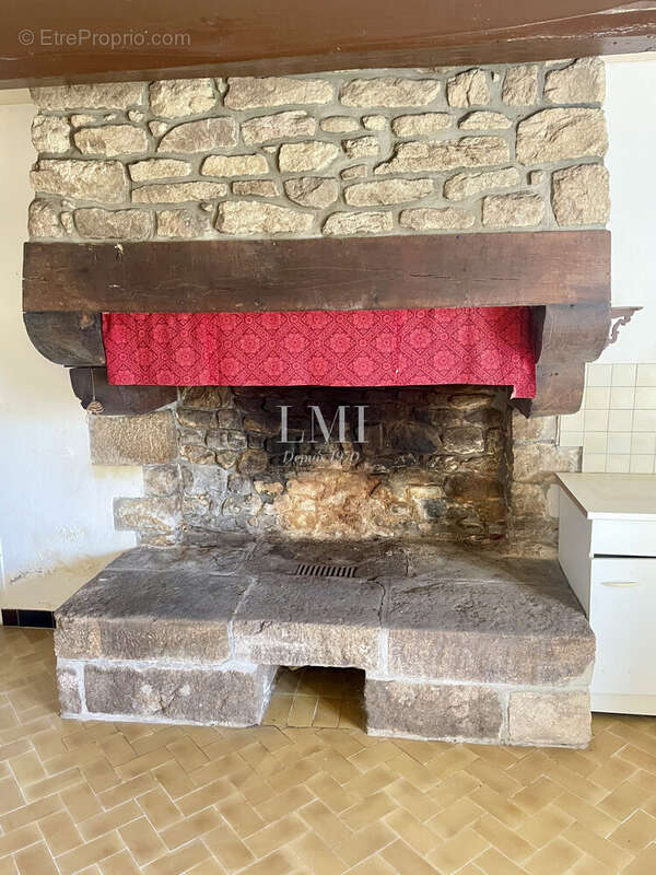 Maison à LOCOAL-MENDON