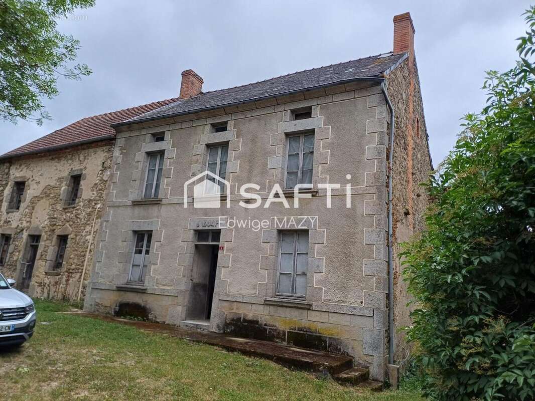 Photo 3 - Maison à LE CHAUCHET