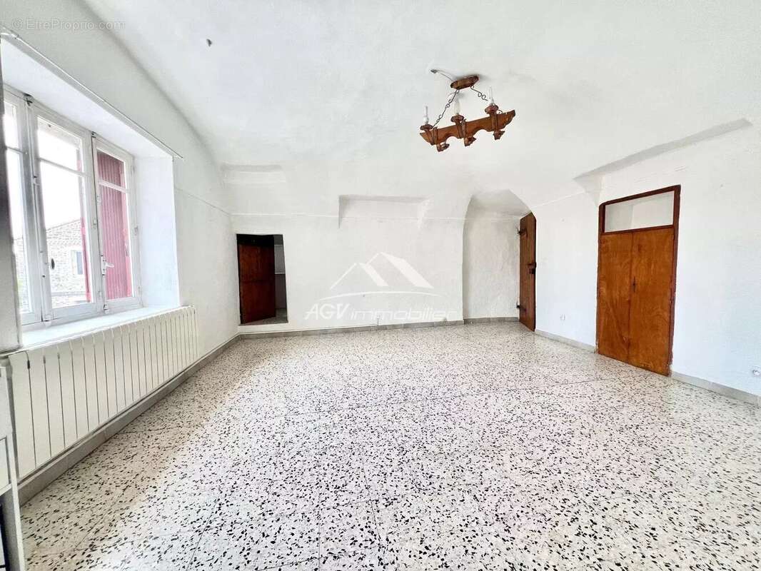 Appartement à LES MAGES