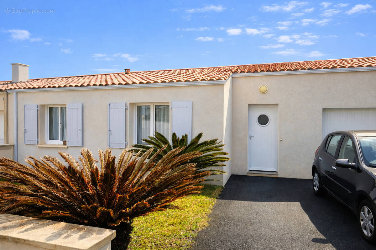 Maison à LES MATHES