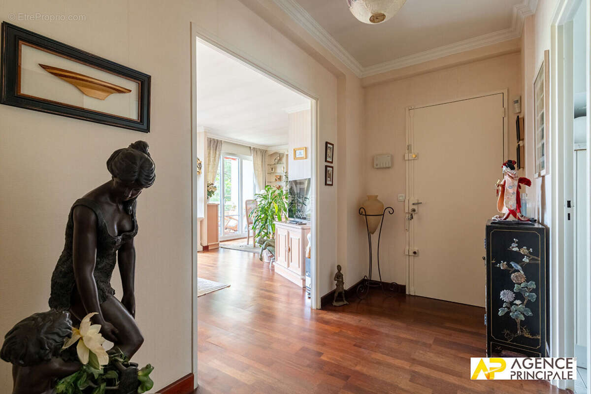 Appartement  4 pièce(s) 93.14 m2 - photo 12