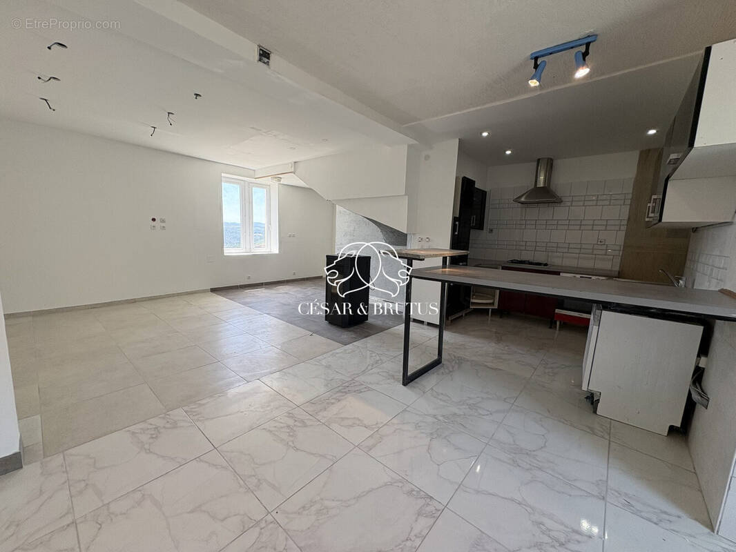 Séjour - Appartement à LE MONASTIER-SUR-GAZEILLE