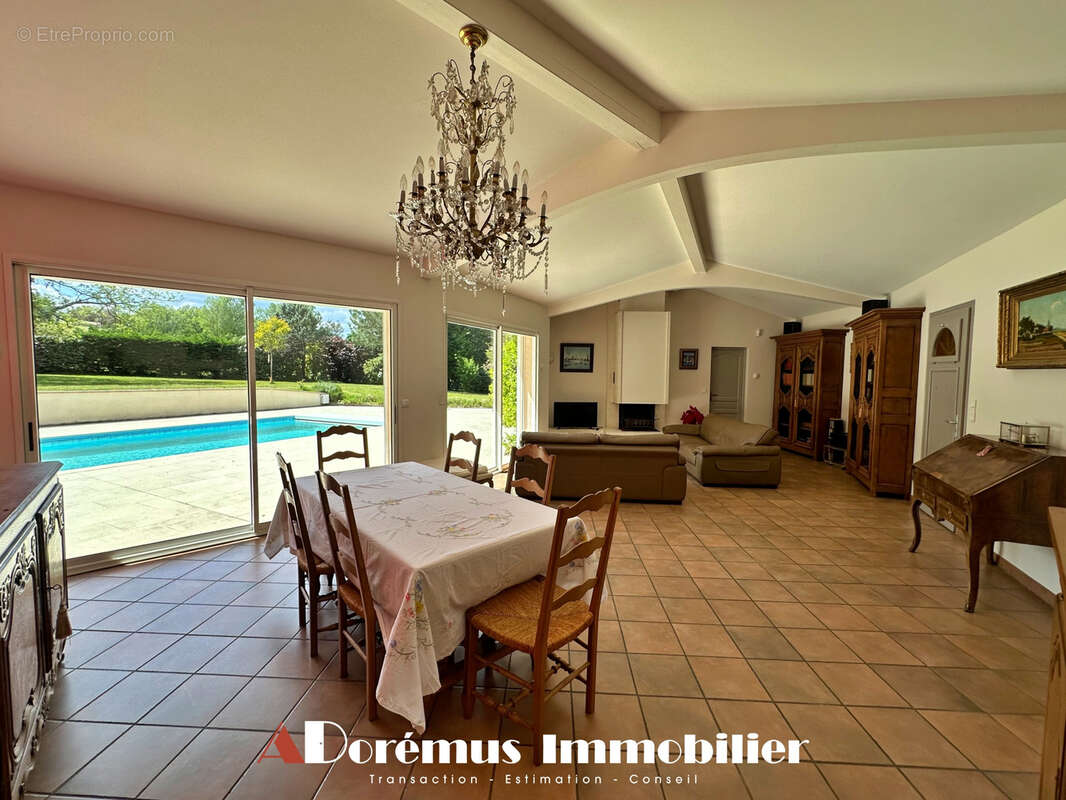 Maison à SAINT-SULPICE-ET-CAMEYRAC