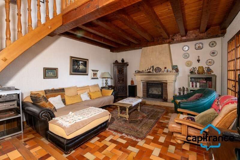 Maison à LA VALETTE-DU-VAR