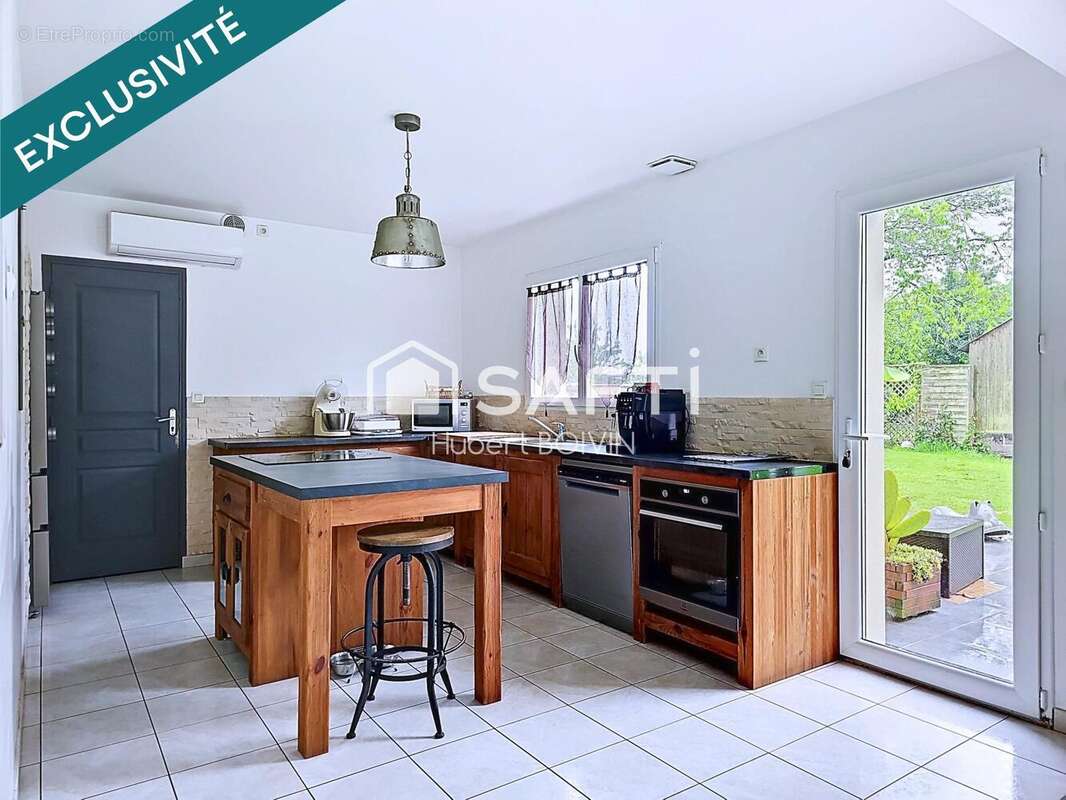 Maison 133 m² à Mece  - photo 2
