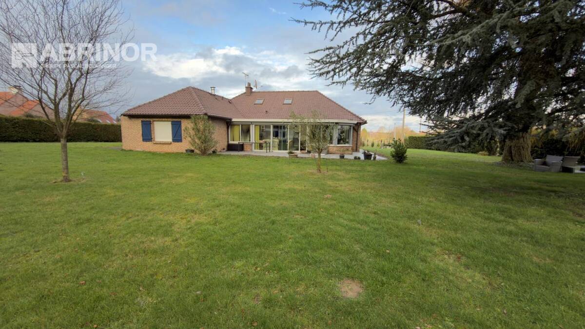 Maison à ENNETIERES-EN-WEPPES